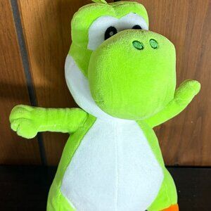 2023 Nintendo SUPER MARIO BROS Stuffed Animal Green YOSHI Plush 9" Toy